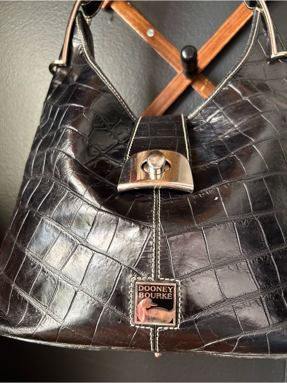 Dooney & Bourke Vintage HoBo
Shoulder Bag Black CrocEmbossed - Silver Turnlock - Picture 2 of 16